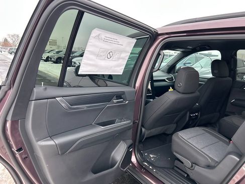 New 2026 GMC Acadia Elevation AWD/4WD image 35