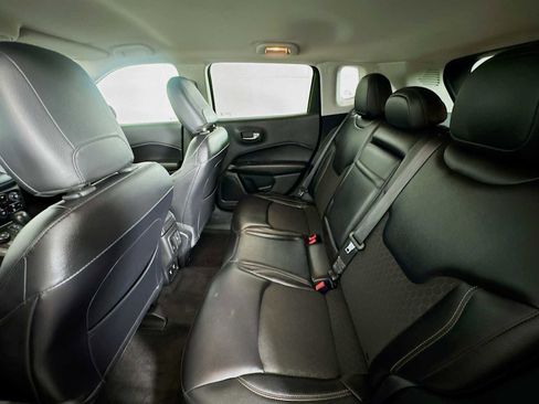 Used 2018 Jeep Compass Latitude w/ Popular Equipment Group image 21