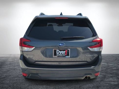 Used 2022 Subaru Forester Limited AWD/4WD image 5