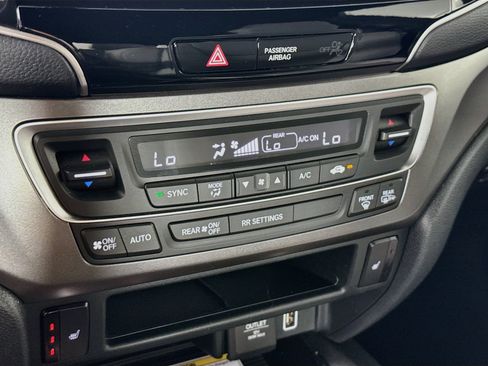 Used 2023 Honda Passport EX-L image 17