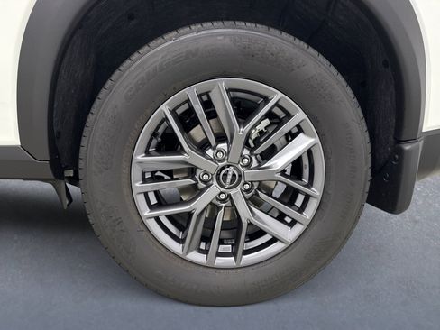 Used 2026 Nissan Rogue S image 20