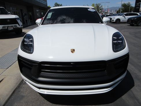 Used 2022 Porsche Macan GTS AWD/4WD image 15