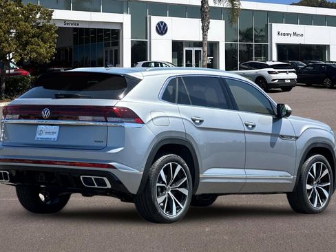 New 2026 Volkswagen Atlas Cross Sport SEL Premium R-Line AWD/4WD image 4