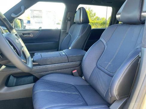 Certified 2026 INFINITI QX80 SPORT w/ Sport Exterior Package image 14