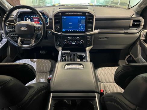 Used 2022 Ford F150 Limited image 10