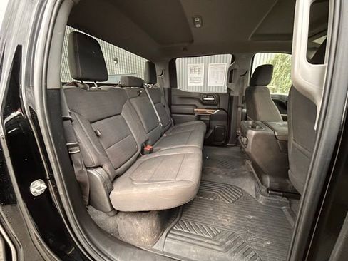 Used 2022 Chevrolet Silverado 1500 LT Trail Boss image 39