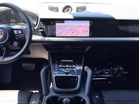 New 2026 Porsche Cayenne Coupe AWD/4WD image 20