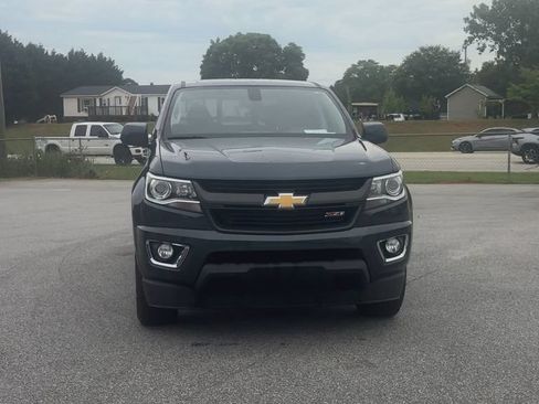 Used 2019 Chevrolet Colorado Z71 AWD/4WD image 3