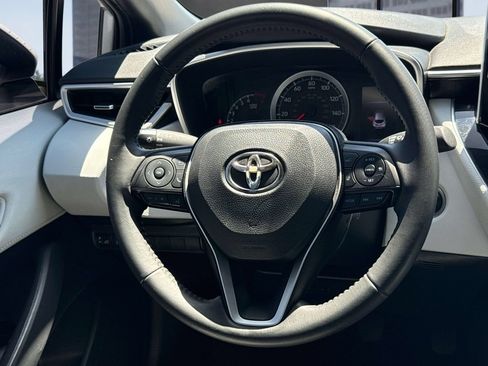 Used 2021 Toyota Corolla SE w/ Carpet Mat Package (TMS) FWD image 18
