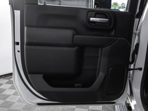Used 2021 Chevrolet Silverado 2500 Custom w/ Custom Value Package AWD/4WD image 39