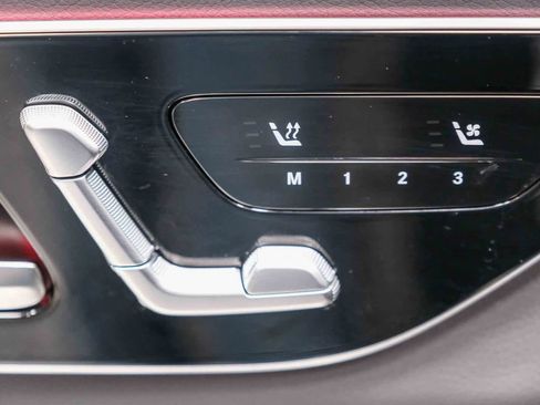 Certified 2025 Mercedes-Benz GLC 300 image 22