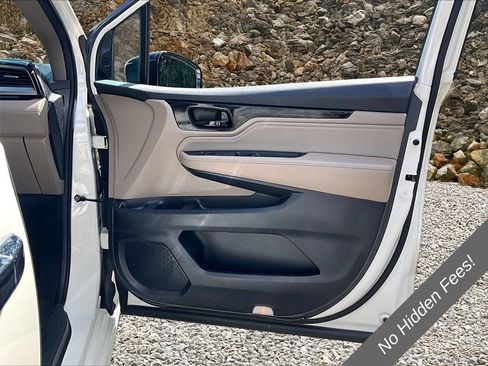 Used 2019 Honda Odyssey Elite image 18
