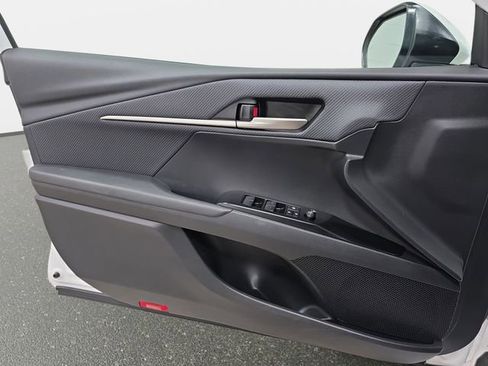 Certified 2025 Toyota Camry SE FWD image 24