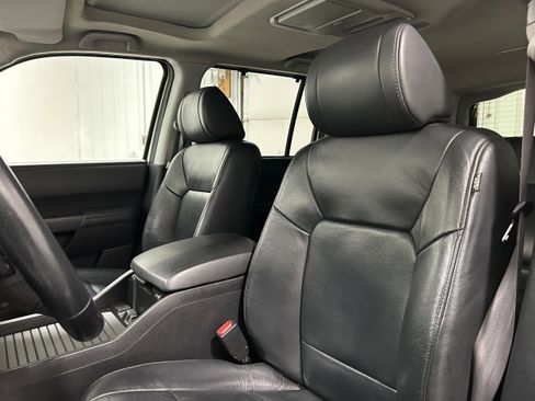 Used 2015 Honda Pilot Touring image 21