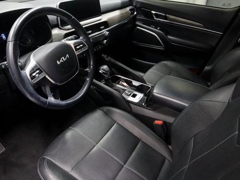 Used 2022 Kia Telluride EX w/ EX Premium Package image 28