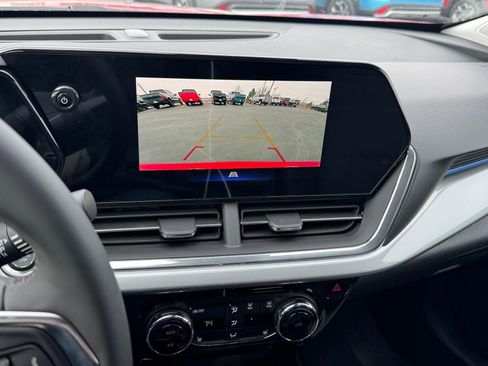 New 2026 Chevrolet Trax LT FWD image 10