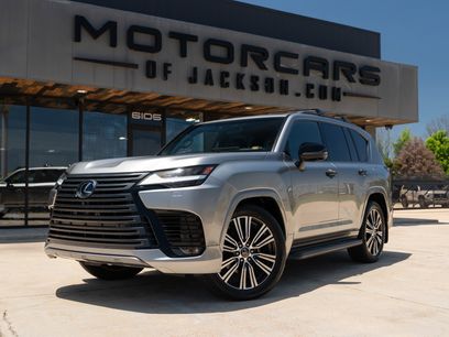 Used 2024 Lexus LX 600 4WD w/ Appearance Package