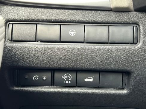 New 2026 Nissan Rogue SV image 17