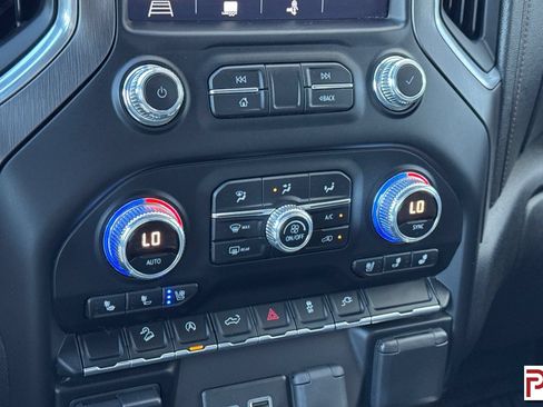 Certified 2019 GMC Sierra 1500 AT4 w/ AT4 Preferred Package AWD/4WD image 23