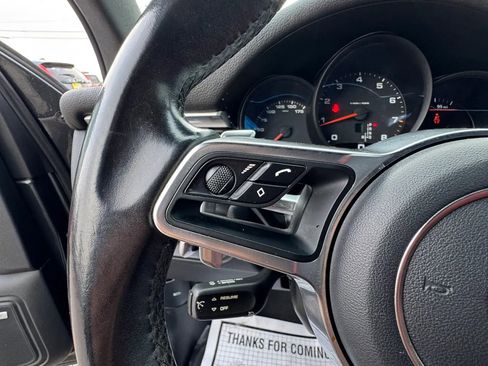 Used 2019 Porsche Macan AWD/4WD image 21
