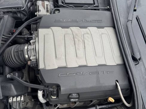 Used 2016 Chevrolet Corvette Stingray Convertible RWD image 17
