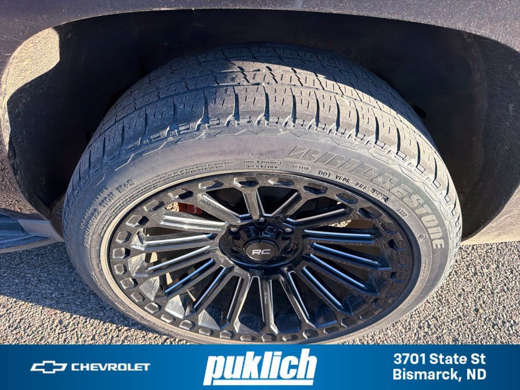 Used 2016 Chevrolet Suburban LTZ AWD/4WD image 26