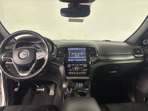 Certified 2019 Jeep Grand Cherokee High Altitude image 32