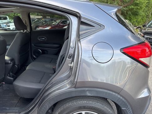 Used 2021 Honda HR-V EX image 5