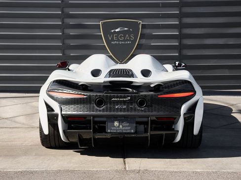 Used 2021 McLaren Elva image 24