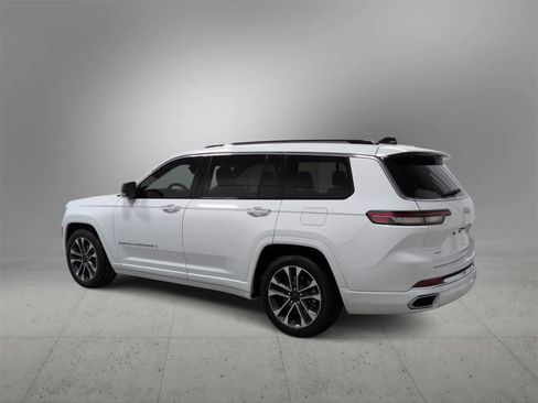 Certified 2023 Jeep Grand Cherokee L Overland image 6