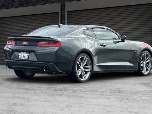 Used 2017 Chevrolet Camaro LT image 4