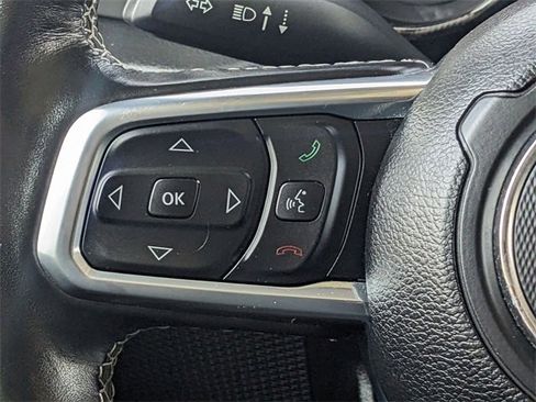 Certified 2022 Jeep Wrangler Unlimited Sahara w/ Cold Weather Group image 17