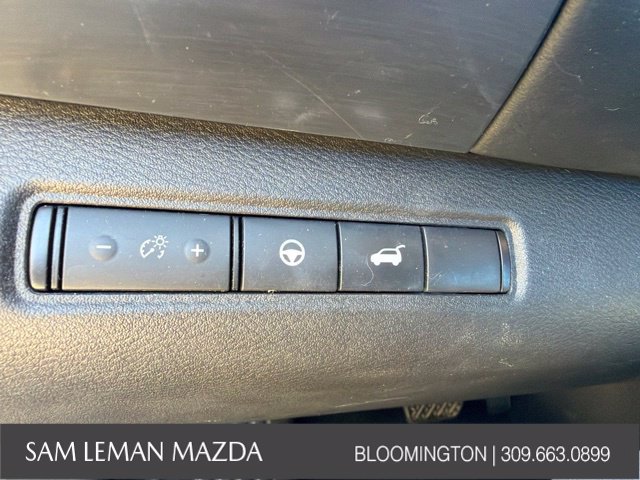 Used 2025 Nissan Pathfinder SL AWD/4WD image 19