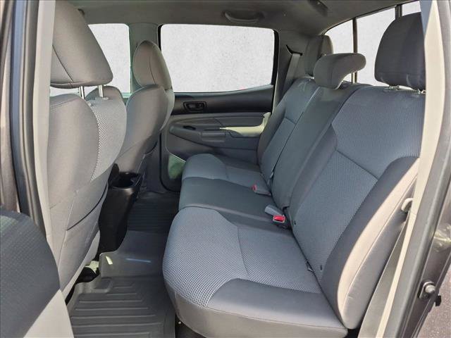 Used 2015 Toyota Tacoma PreRunner w/ TRD Sport Package RWD image 17