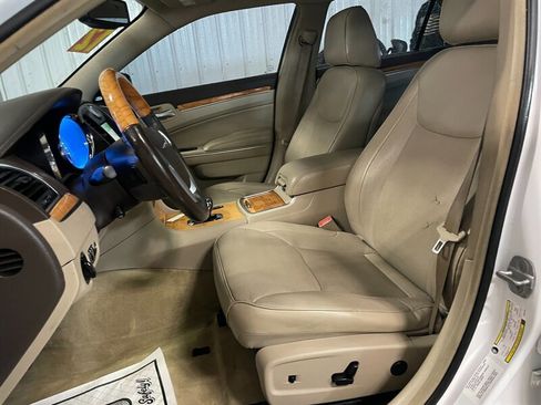 Used 2012 Chrysler 300 Limited w/ Luxury Group image 16