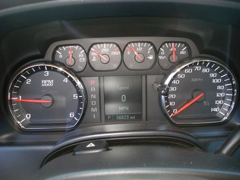 Used 2015 Chevrolet Silverado 2500 W/T AWD/4WD image 31