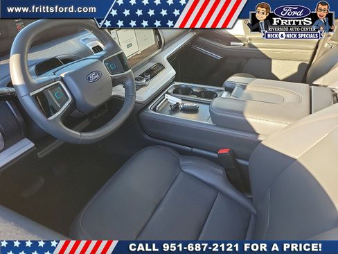 Certified 2025 Ford Expedition Active image 4