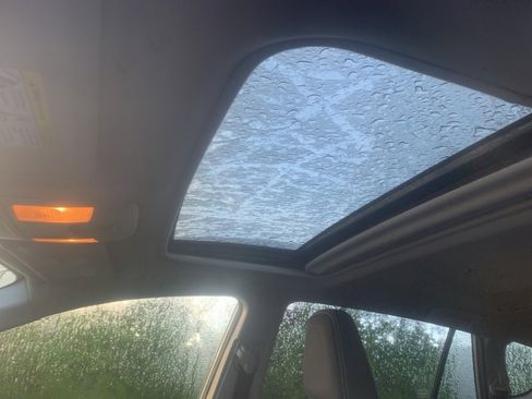 Used 2018 Toyota RAV4 XLE image 13