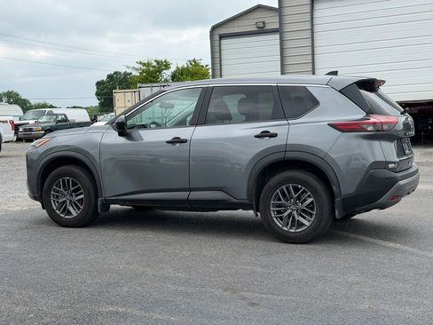 Used 2023 Nissan Rogue S AWD/4WD image 6