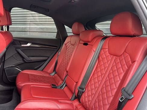 Used 2023 Audi SQ5 Premium Plus image 19