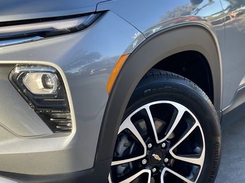 Used 2025 Chevrolet TrailBlazer LT image 8