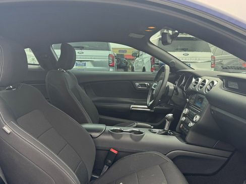 Used 2015 Ford Mustang Coupe w/ Equipment Group 051A image 8