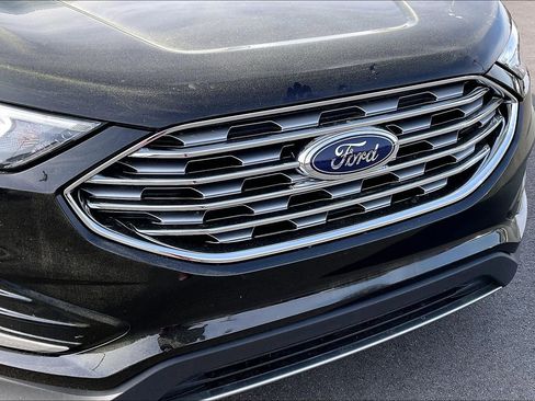 Used 2020 Ford Edge SEL w/ Cold Weather Package image 33