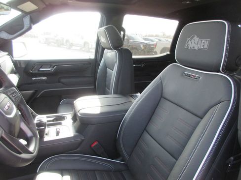 New 2026 GMC Sierra 1500 AT4X image 13