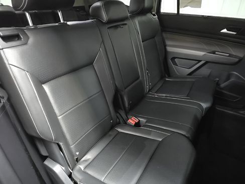 Used 2022 Volkswagen Atlas SE AWD/4WD image 17