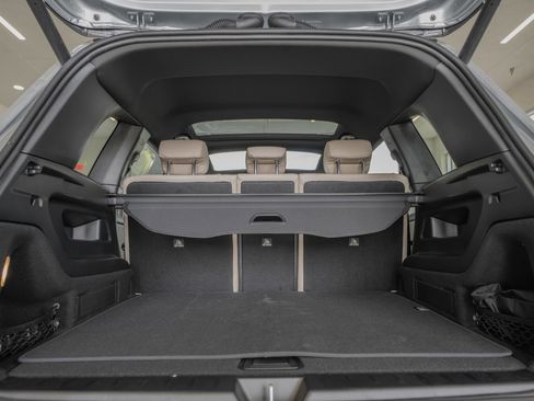 New 2026 Mercedes-Benz GLB 250 4MATIC image 34