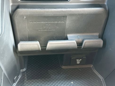 Used 2020 RAM 3500 Limited image 29