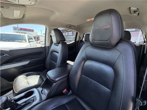 Used 2018 Chevrolet Colorado ZR2 AWD/4WD image 19