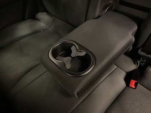 Used 2012 Chrysler 200 LX image 24