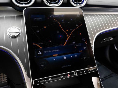 Used 2025 Mercedes-Benz C 300 4MATIC Sedan image 26